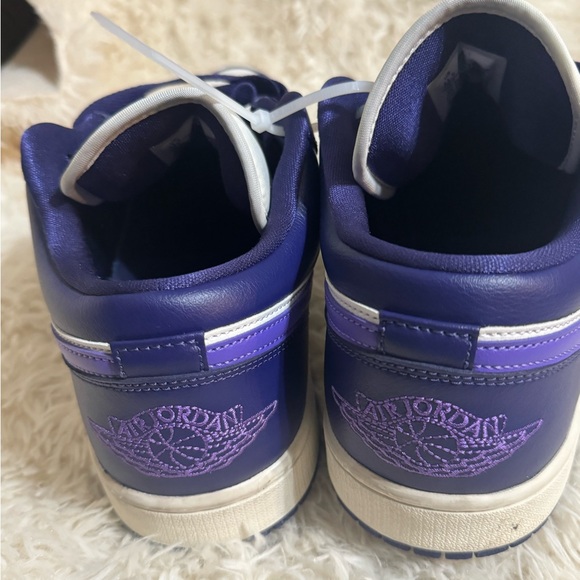 Nike Air Jordan 1 Low Sky J Purple - Picture 6 of 6